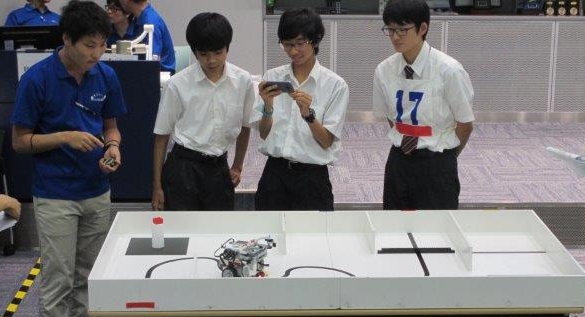 WRO 厚木地区予選会入賞。(電子ロボと遊ぶアイデアコンテスト)