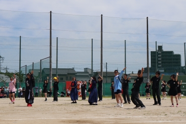 応援パフォーマンス 黒団