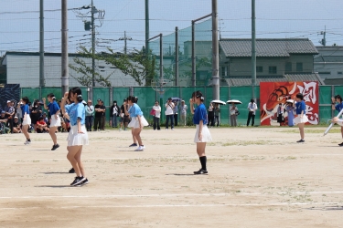 応援パフォーマンス 青団