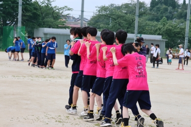 むかでリレー（3年生）