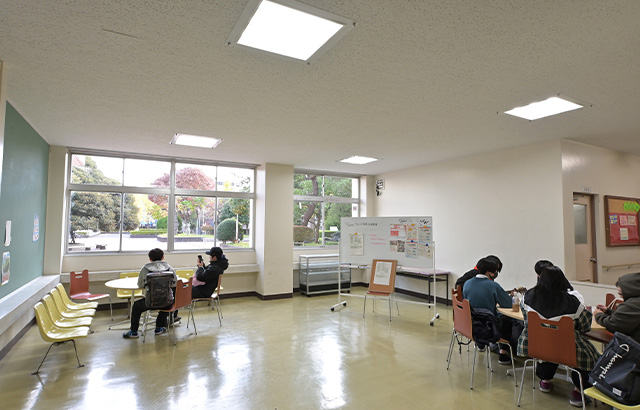 クローバー広場の画像