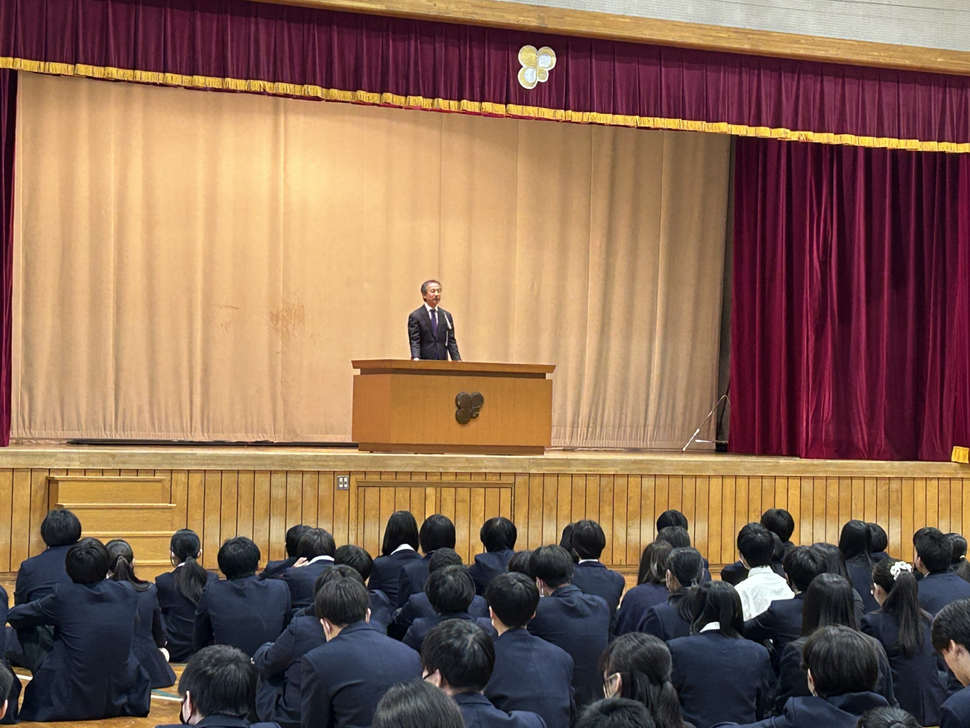 令和7年始業式2