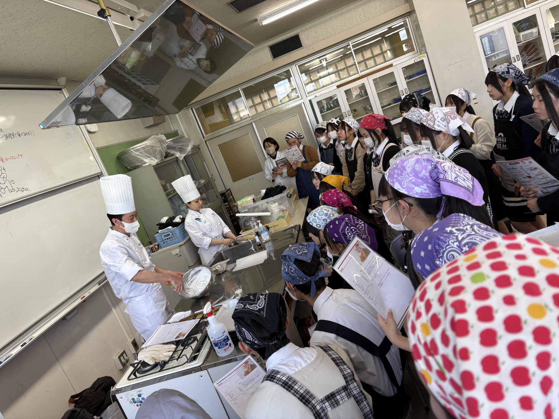 20251219_052231021_iOS