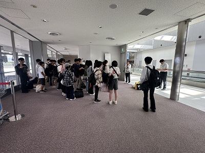 シンガポール到着1724651139134