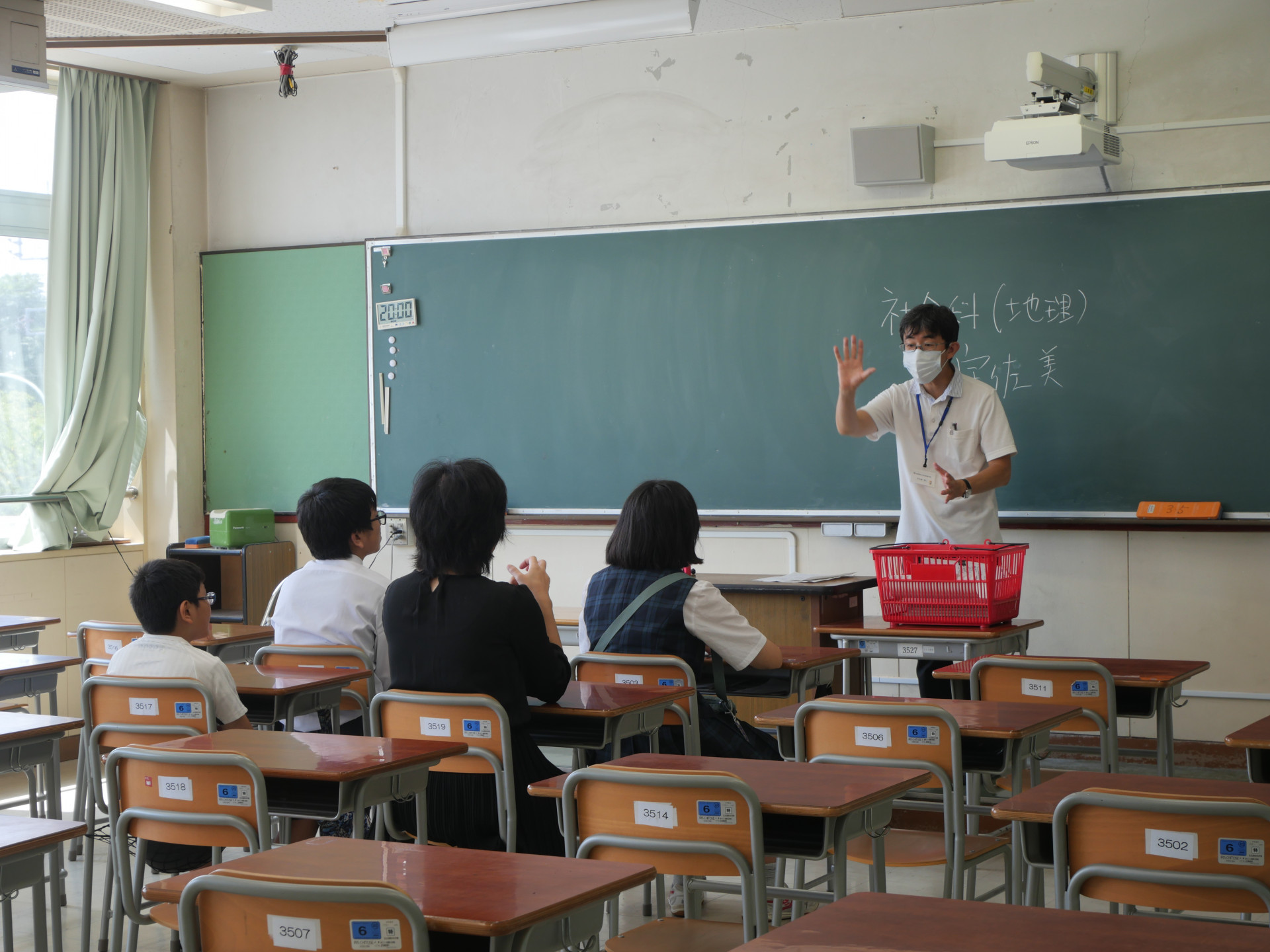 R６見学会体験授業.JPG