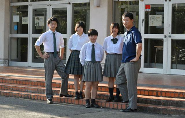 制服 校章 校歌 東京都立羽村高等学校 制服 校章 校歌 東京都立羽村高等学校