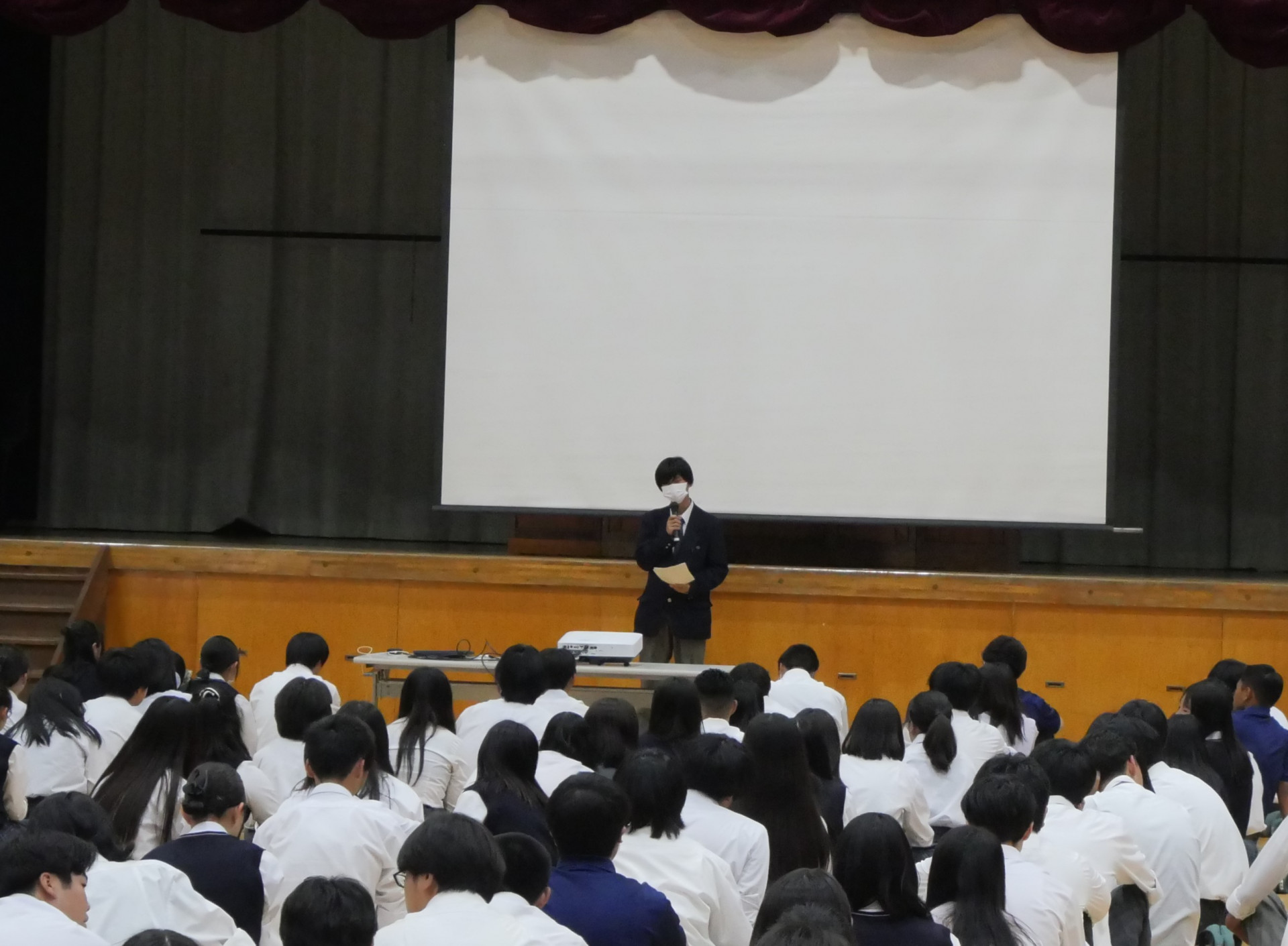 文化祭閉会締め.JPG