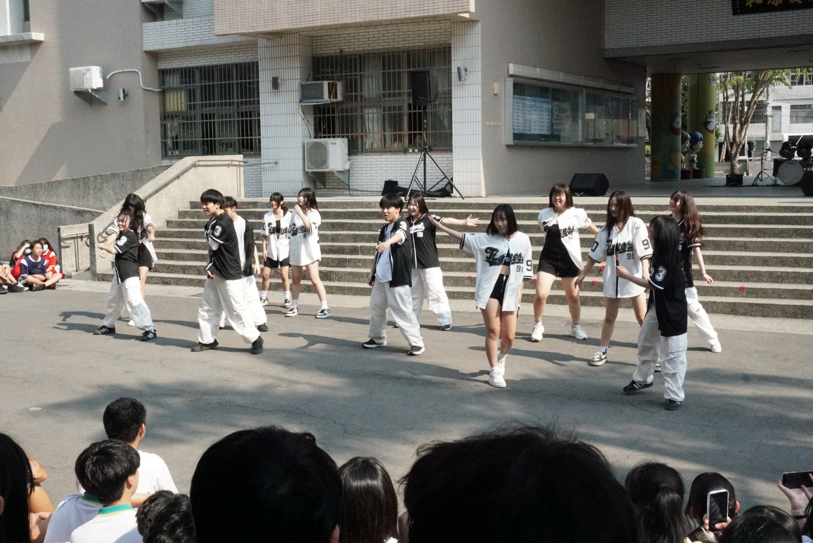 ダンスコラボ２.JPG