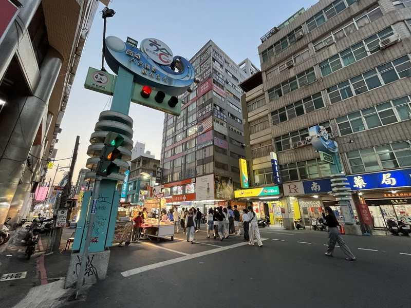 六合夜市