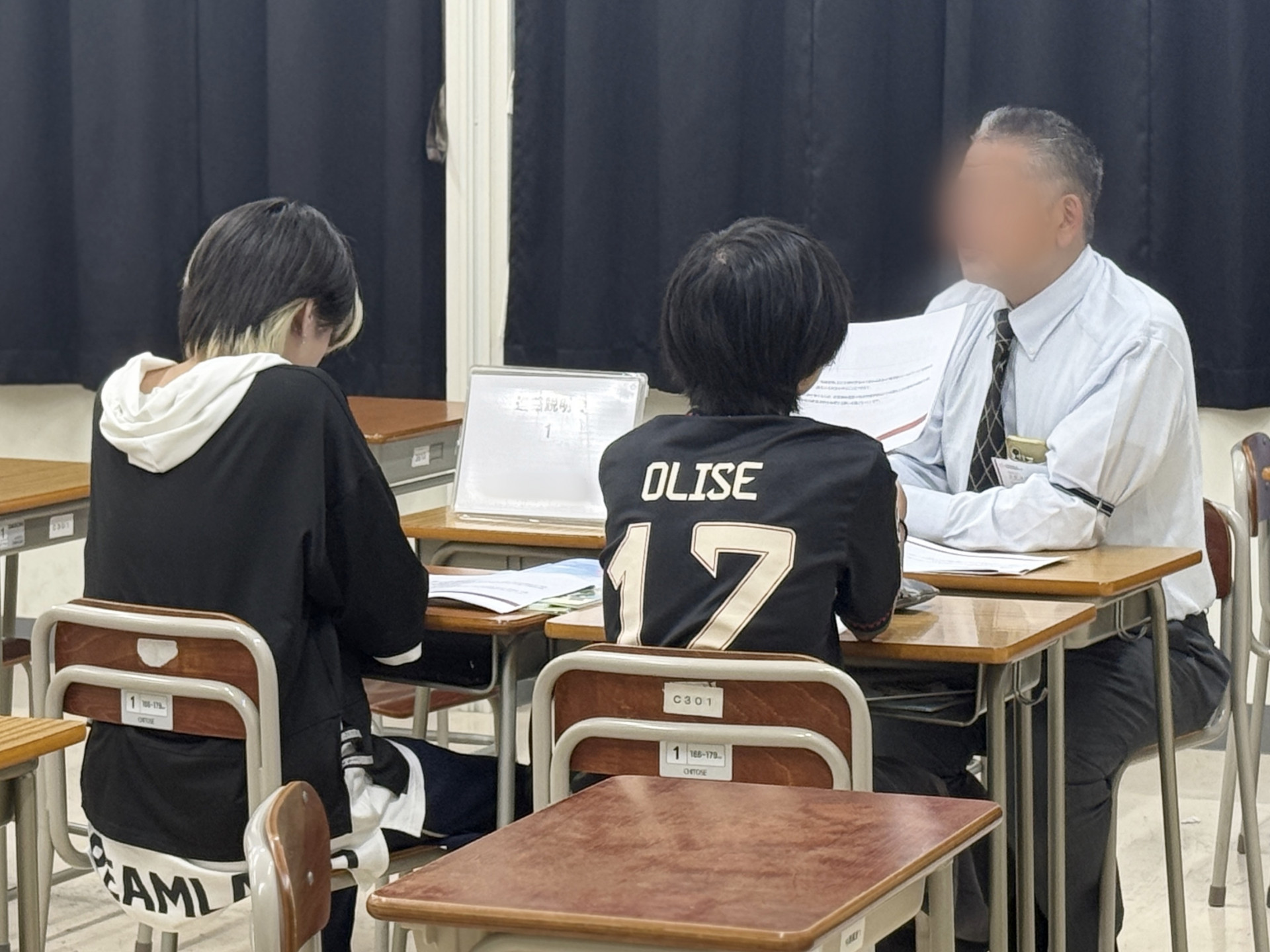 0520進路行事ブース4