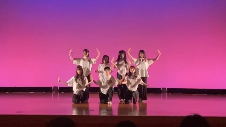 GIRLS3