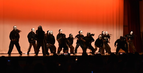 dance01.JPG