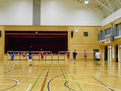 バドミントン朝練