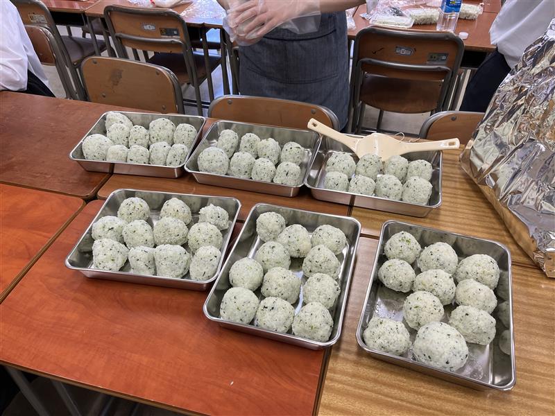 15b0c064-d023-4879-af59-2bc627721835