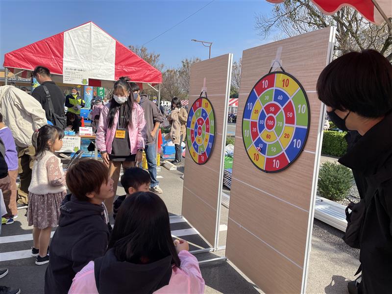 2b7958a1-051d-4a76-acaf-a095747a32e1