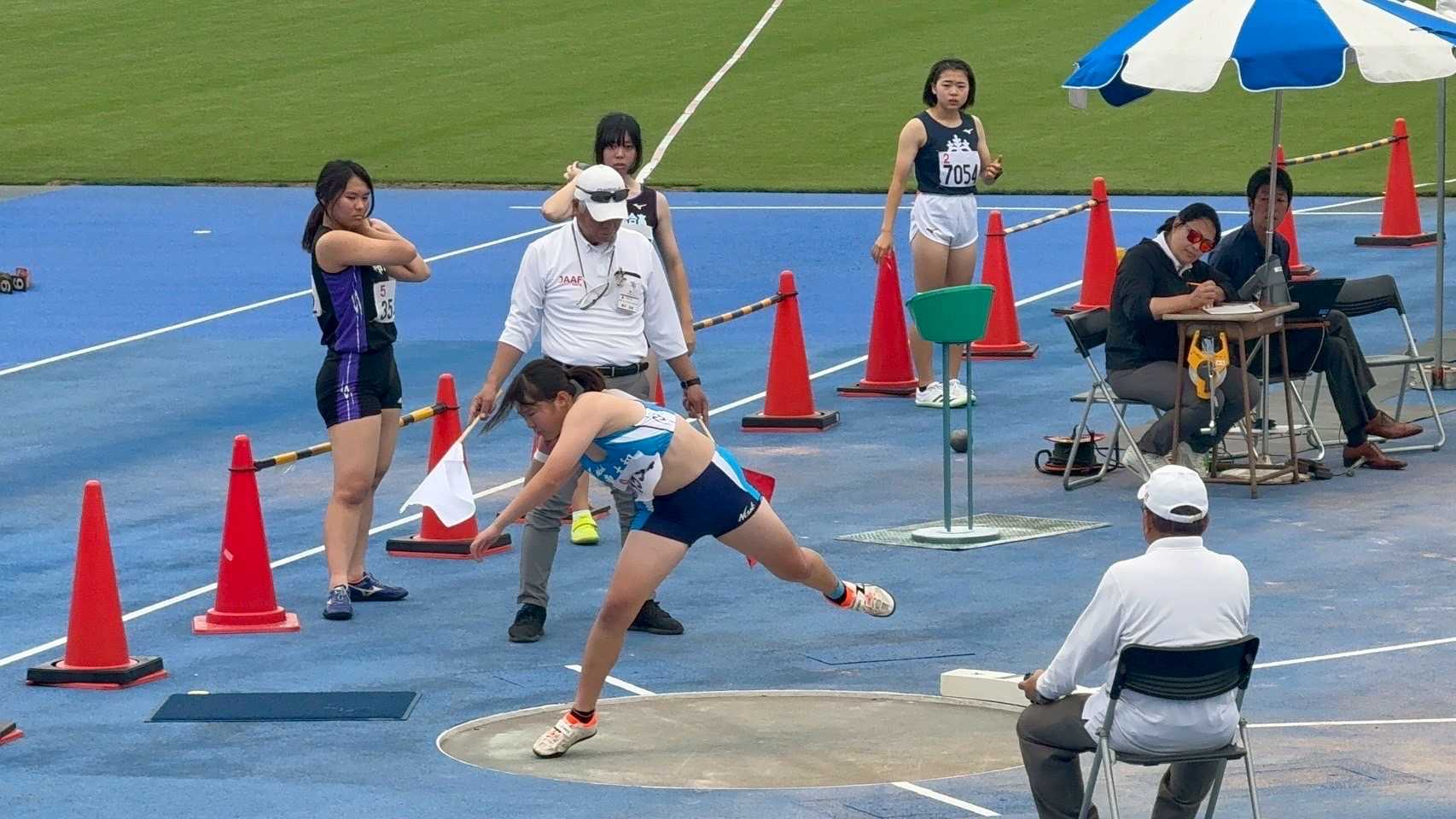 陸32