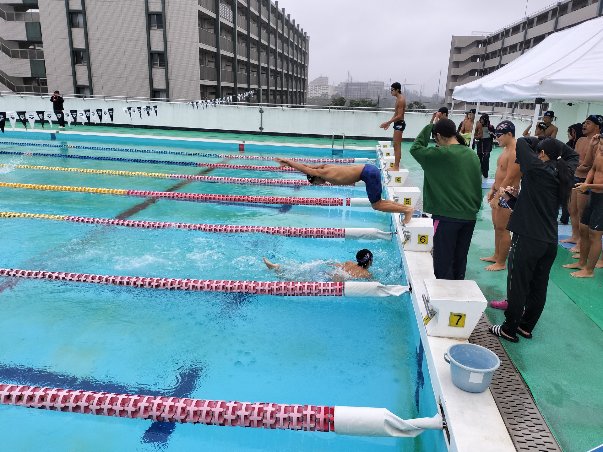 プール納め写真②