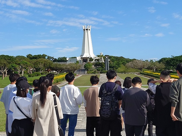 沖縄県平和記念資料館１.JPG