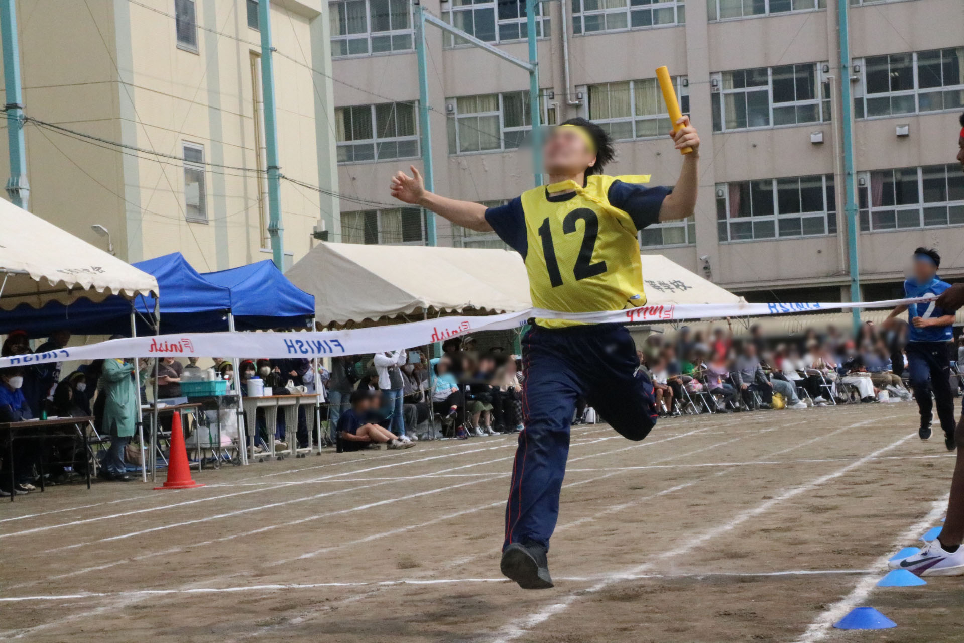 団対抗リレーぼかし