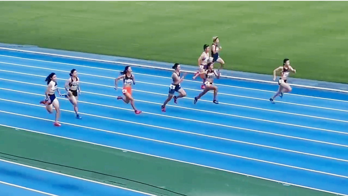 100mレース中