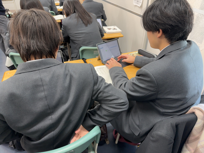 sekaisisougou1216-03