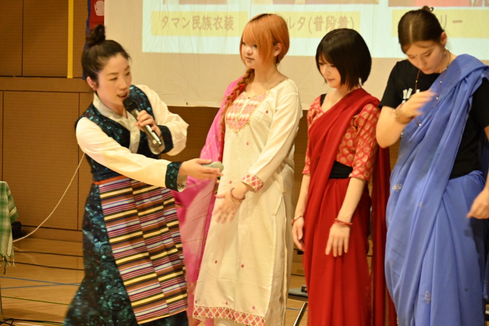③衣装