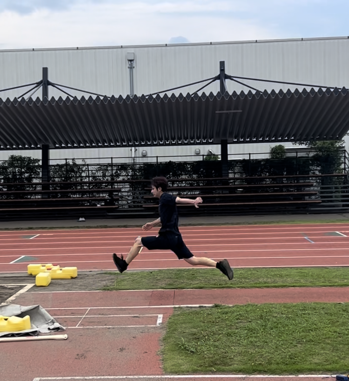 陸上