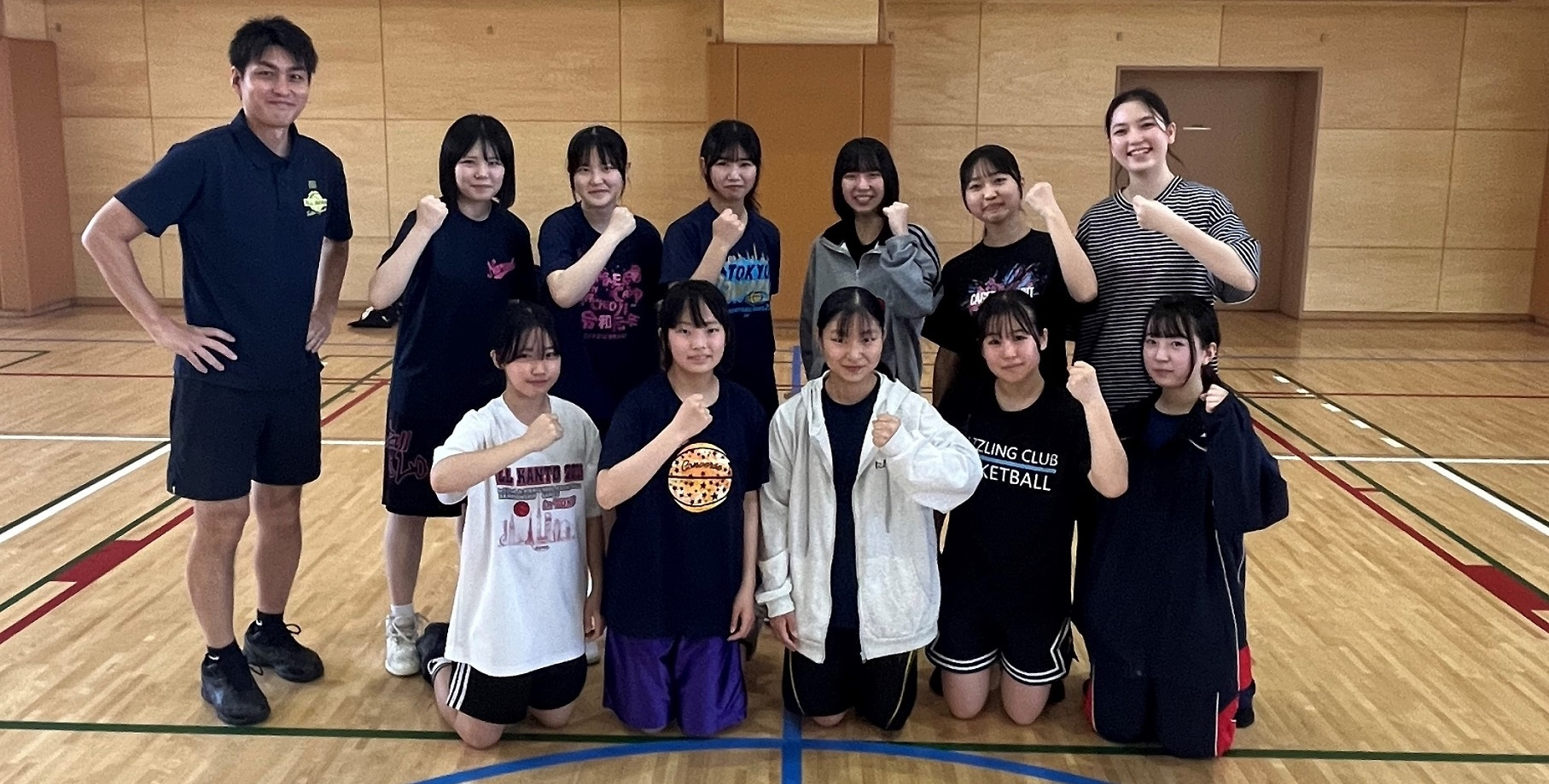 女子バスケ部写真w