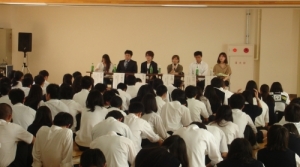 卒業生を囲む会1