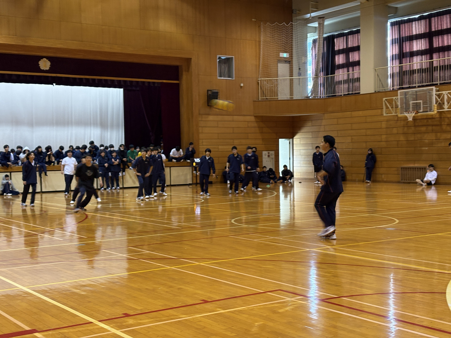 20251215_021926007_iOS_k0970392@metro.ed.jp