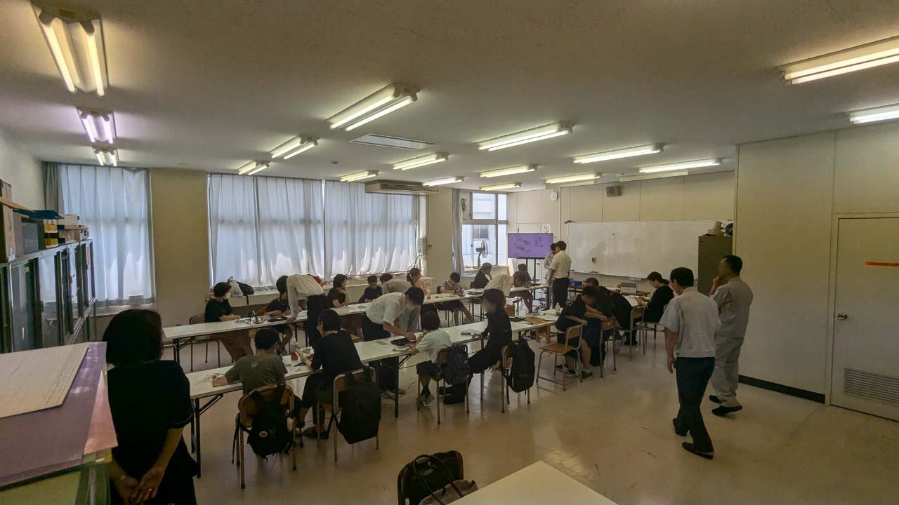 E科①