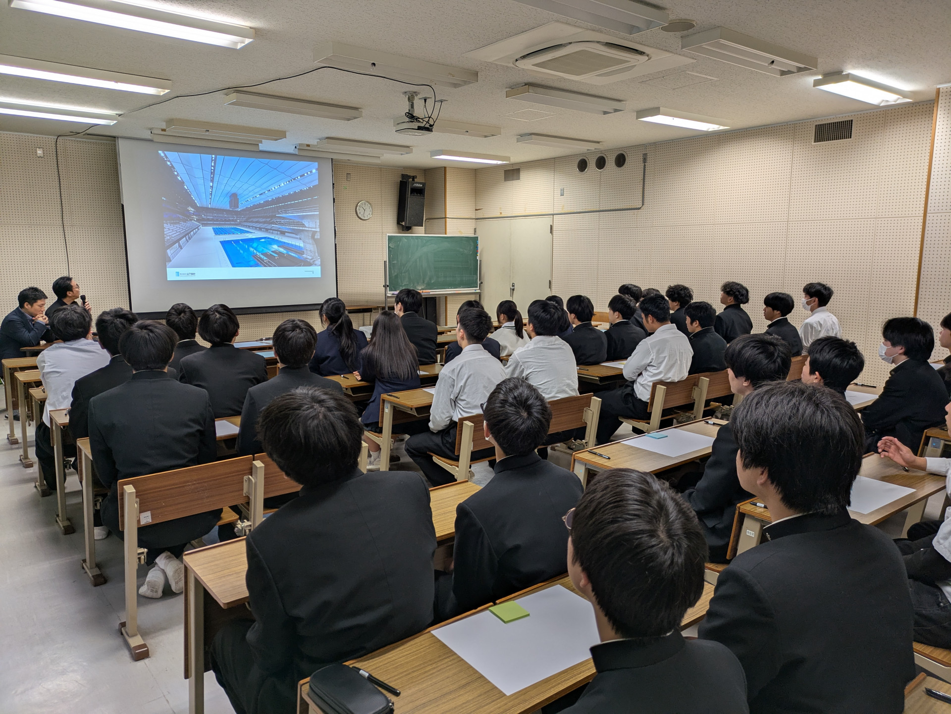 PXL_20251216_013158491_k0989516@metro.ed.jp