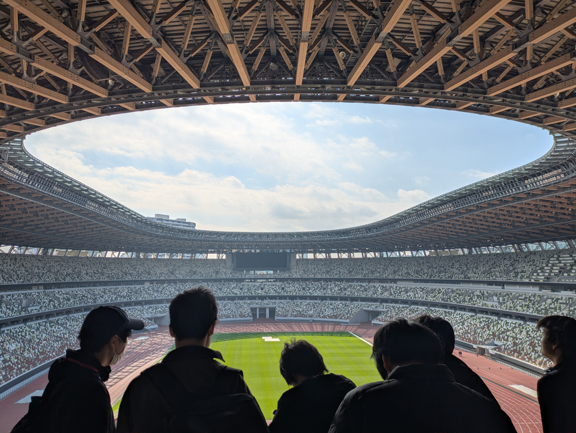 PXL_20260222_031357011_k0989516@metro.ed.jp