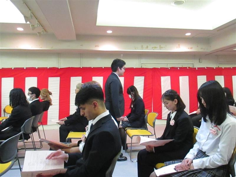 8dc47e74-eef2-49a5-b2c4-b694016faa1f