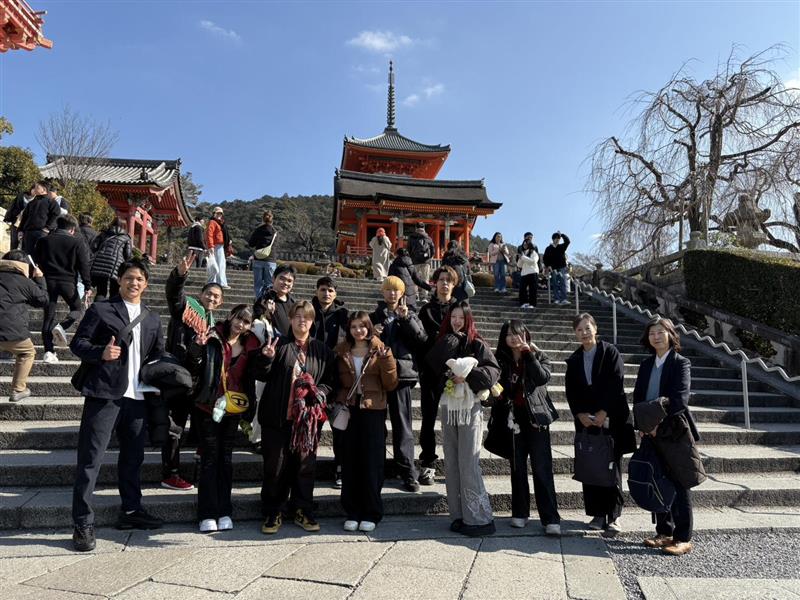 c452a679-00a1-49f3-a8c1-aa3f846523ce