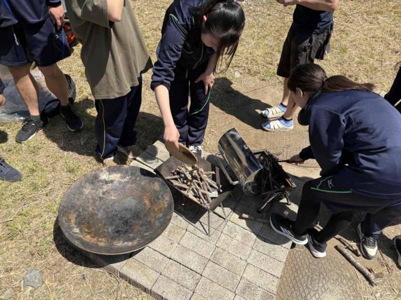 火起こし準備