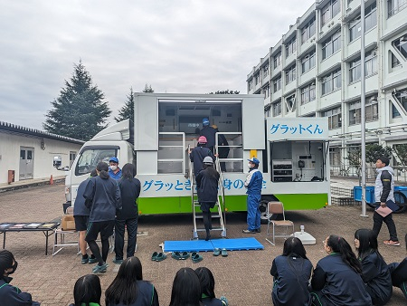 起震車１