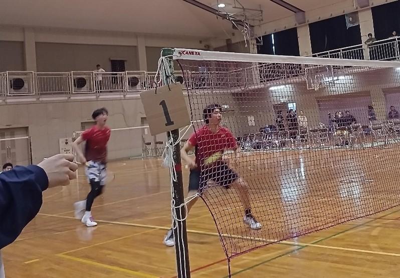 バドミントン部３