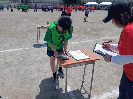 05女子スプーンリレー