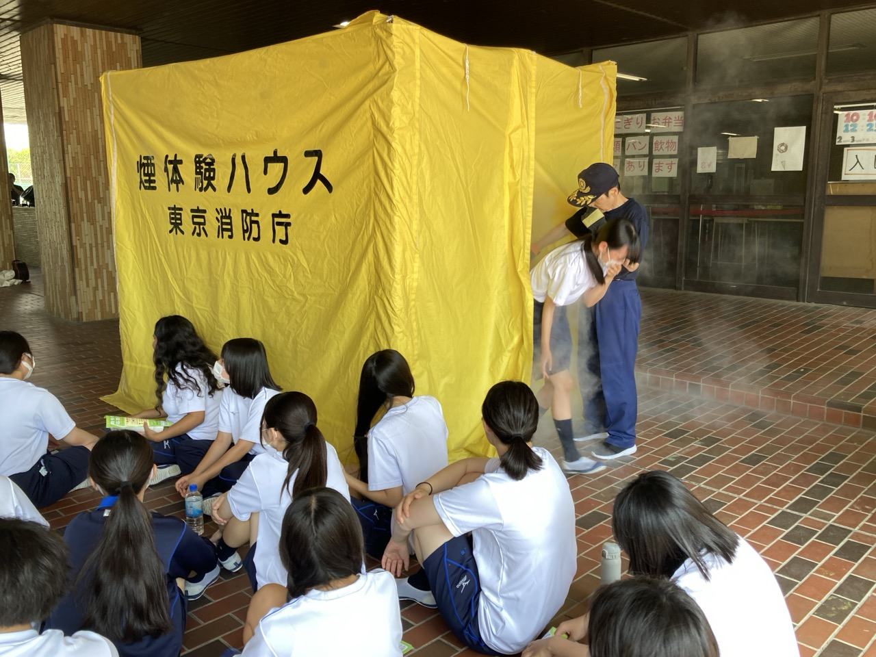 R8防災訓練04.JPG