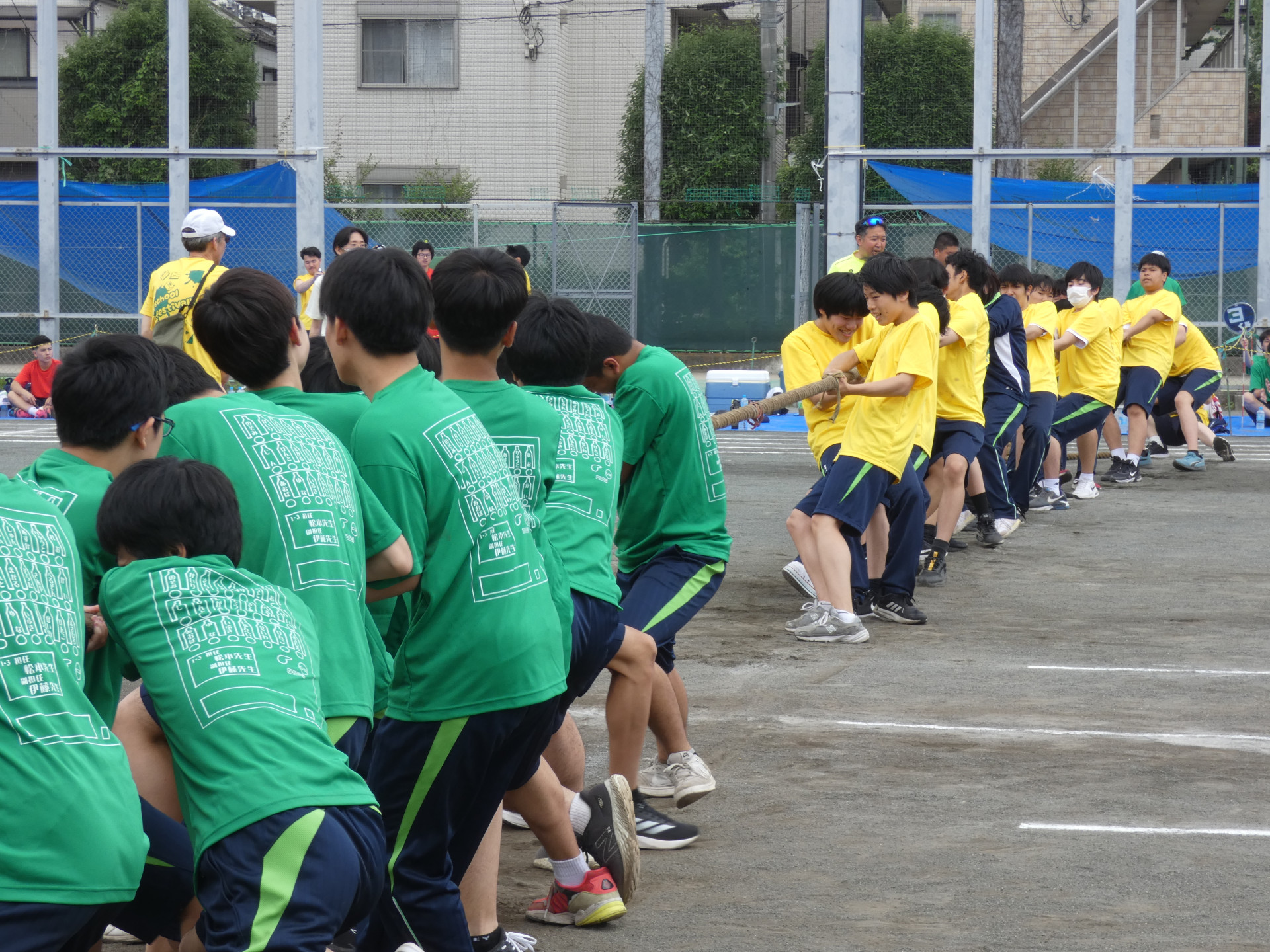 10.1学年綱引き.JPG