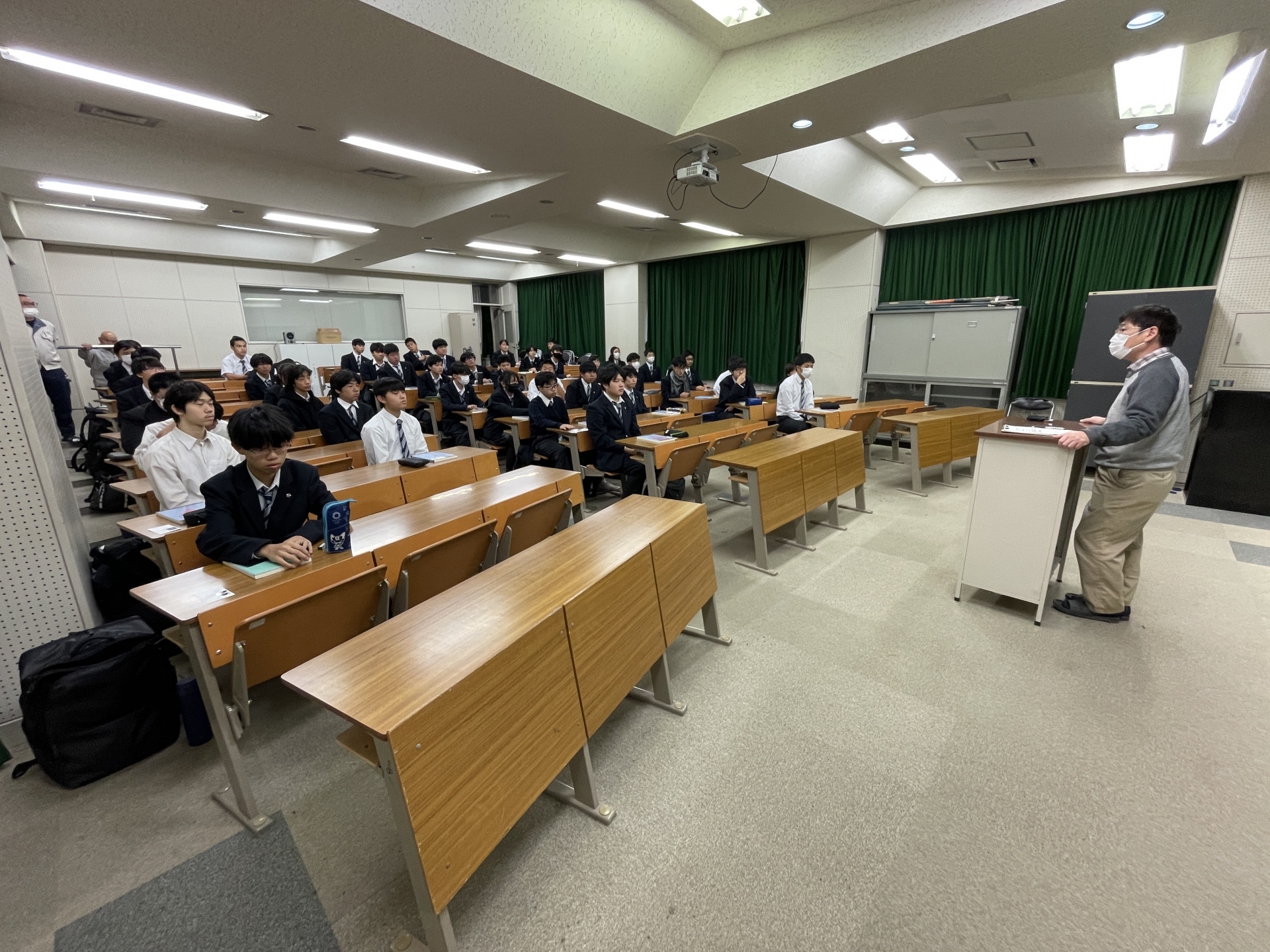 20251107_234045098_iOS