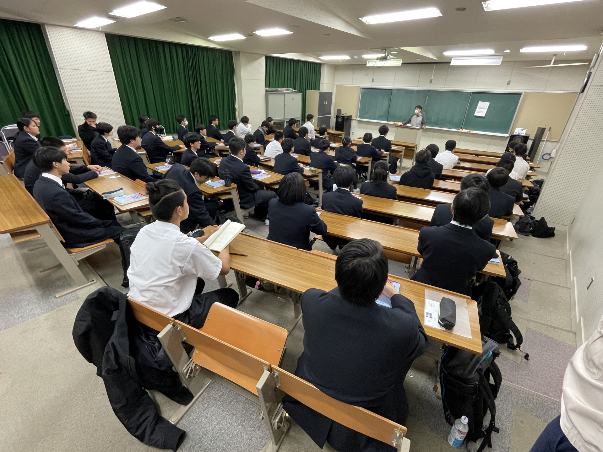 20251107_234110991_iOS