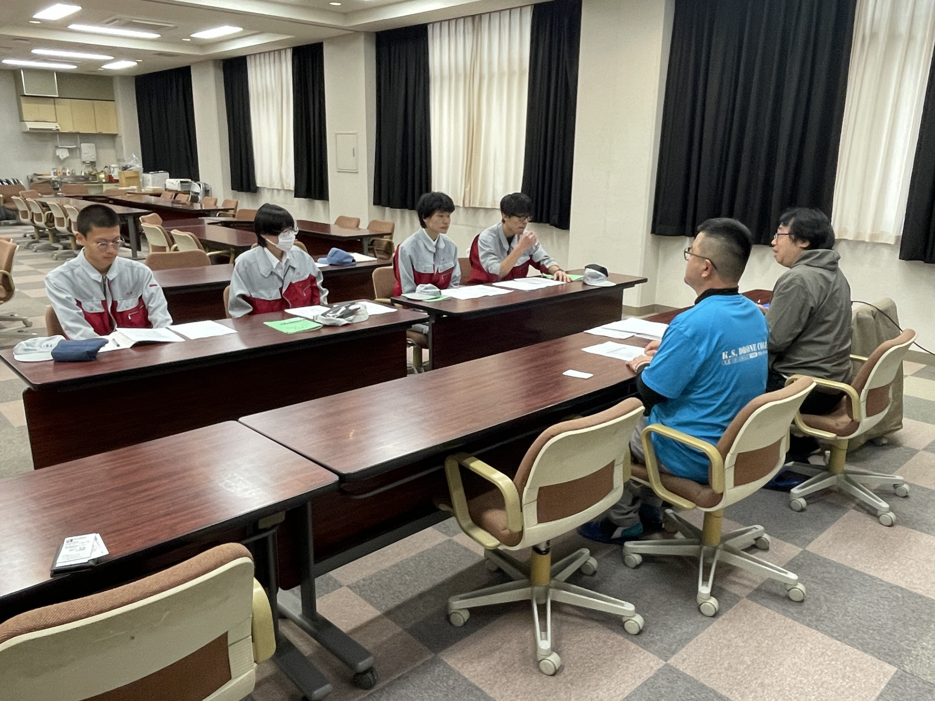 20251211_000551304_iOS