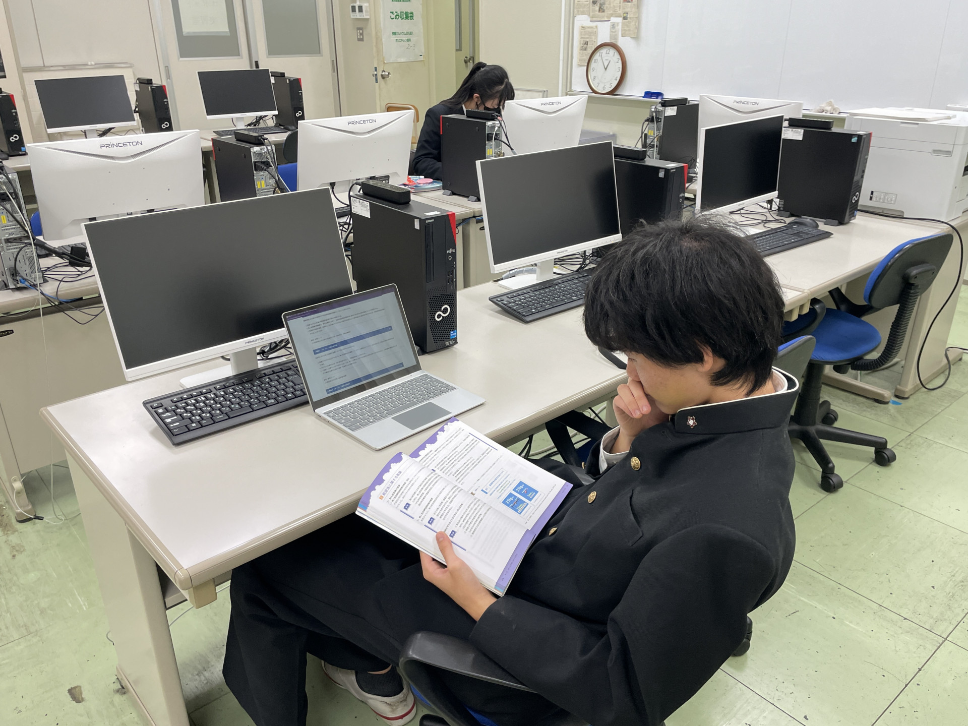 20251211_035609867_iOS