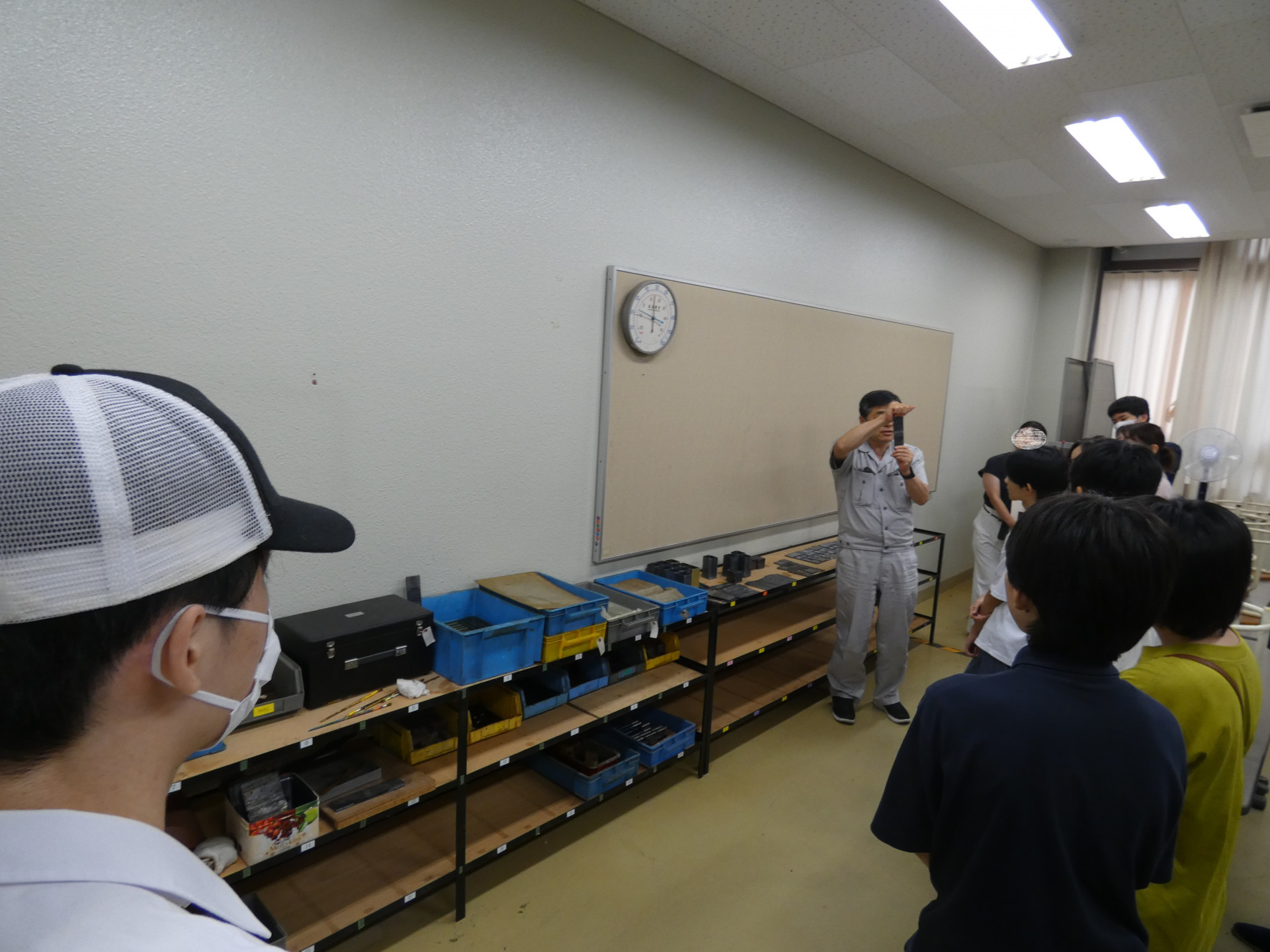 25.校内見学(機械系).JPG