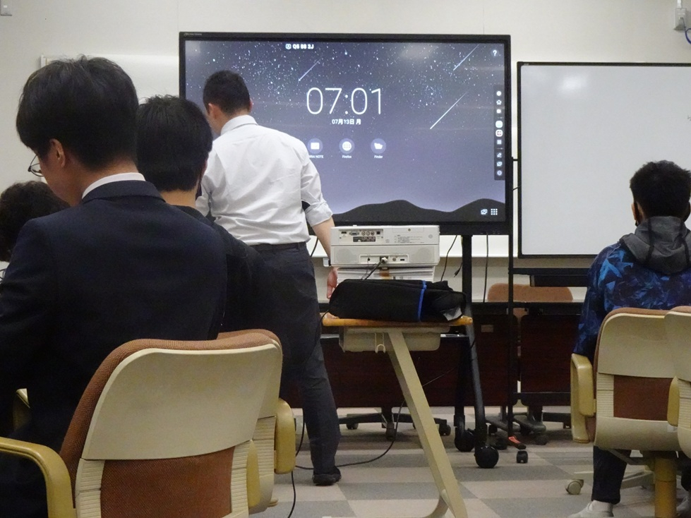 進路講話7月01