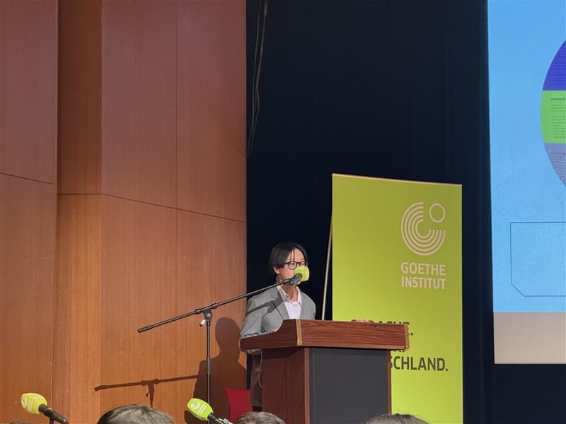 f1e9235f-5932-48a9-b455-5b128d2a0d7c