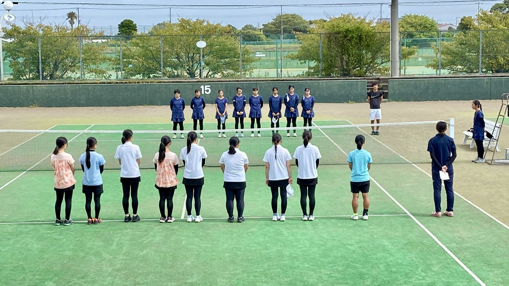 girls_tennis_260811_02
