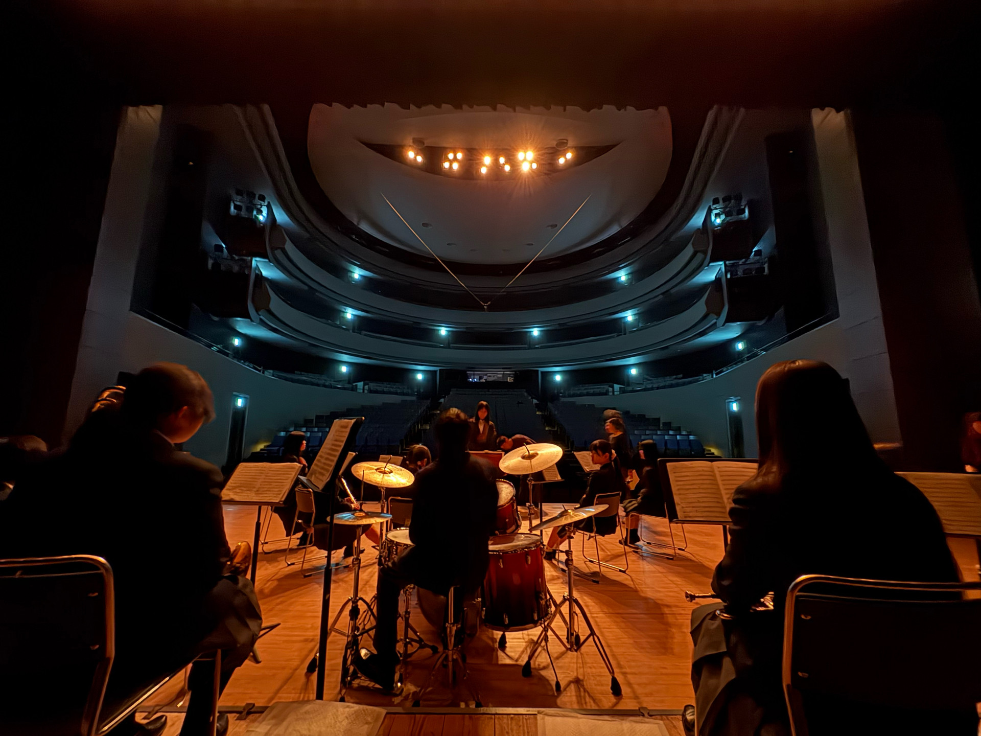 20251205_030138222_iOS